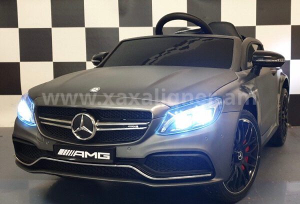 Մեծ հեռակառավարվող մեքենա մեկ նստատեղով Mercedes C63 AMG Zilver