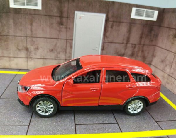 Մետաղյա մեքենա կարմիր Lada Vesta