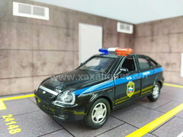 Մետաղյա մեքենա ոստիկանական սև Պրիորա (Priora)