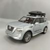 Մետաղյա մեքենա մոխրագույն Nissan Patrol