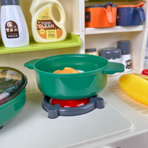 Մանկական խոհանոց գոլորշիյով