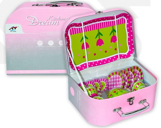 Մետաղական սպասք ճամպրուկով