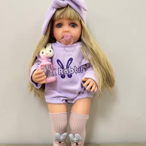 Ռուսերեն խոսող էմոցիաներ արտահայտող ինտերակտիվ տիկնիկ