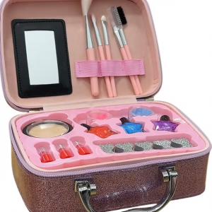 Մանկական կոսմետիկայի  հավաքածու Կուրոմի