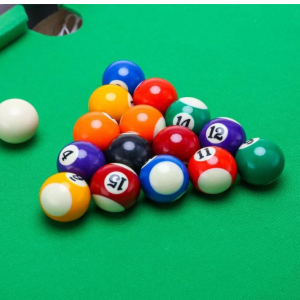 Մեծ փայտե բիլիարդ