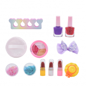 Դիմահարդարման մատնահարդարման հավաքածու Կուրոմի ,պայուսակով 2ը մեկում